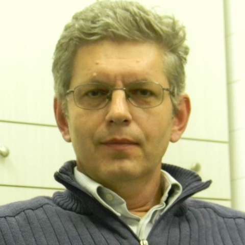 [Dániel, István ]